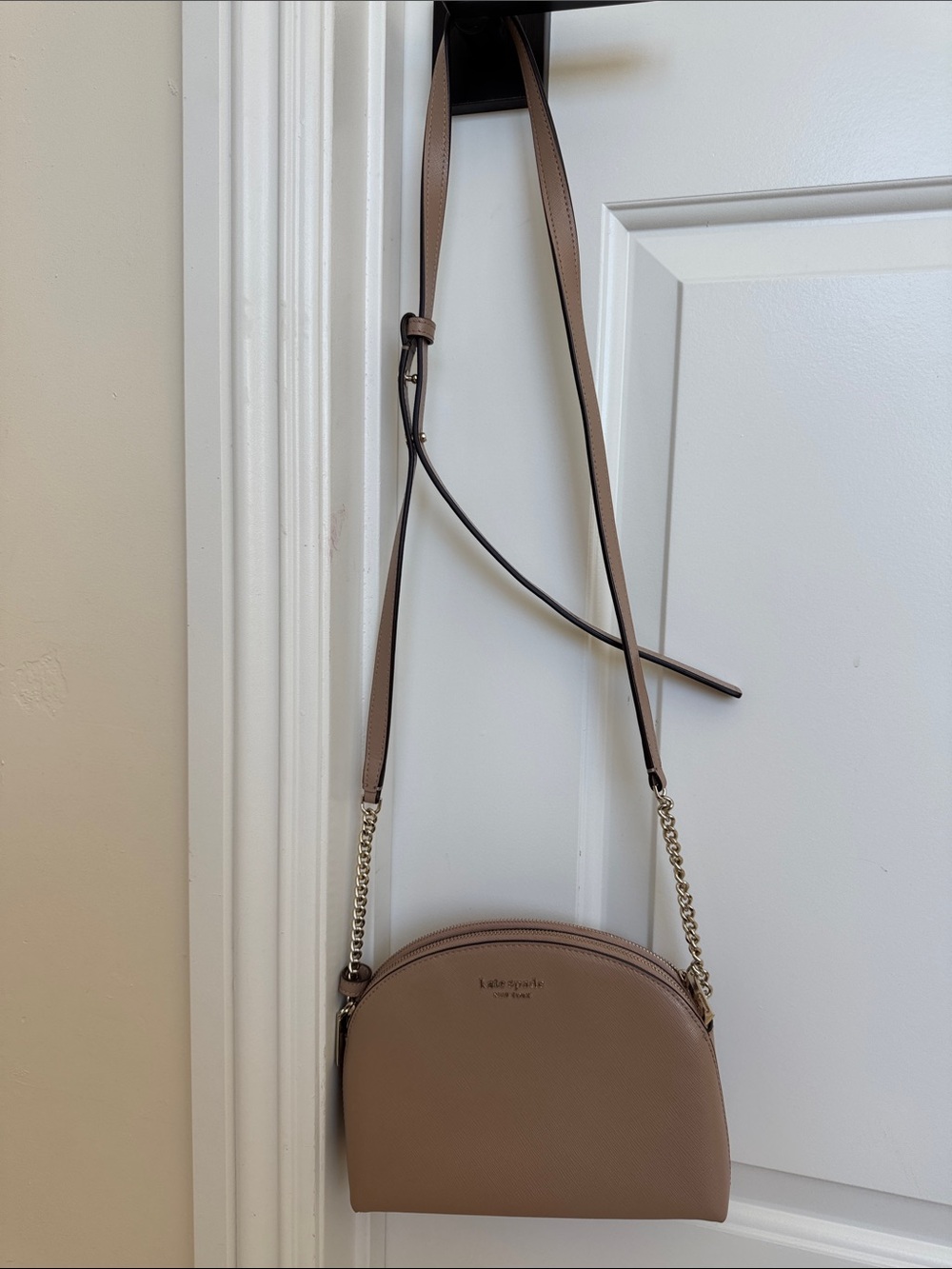 *Like-New* Kate Spade beige crossover bag